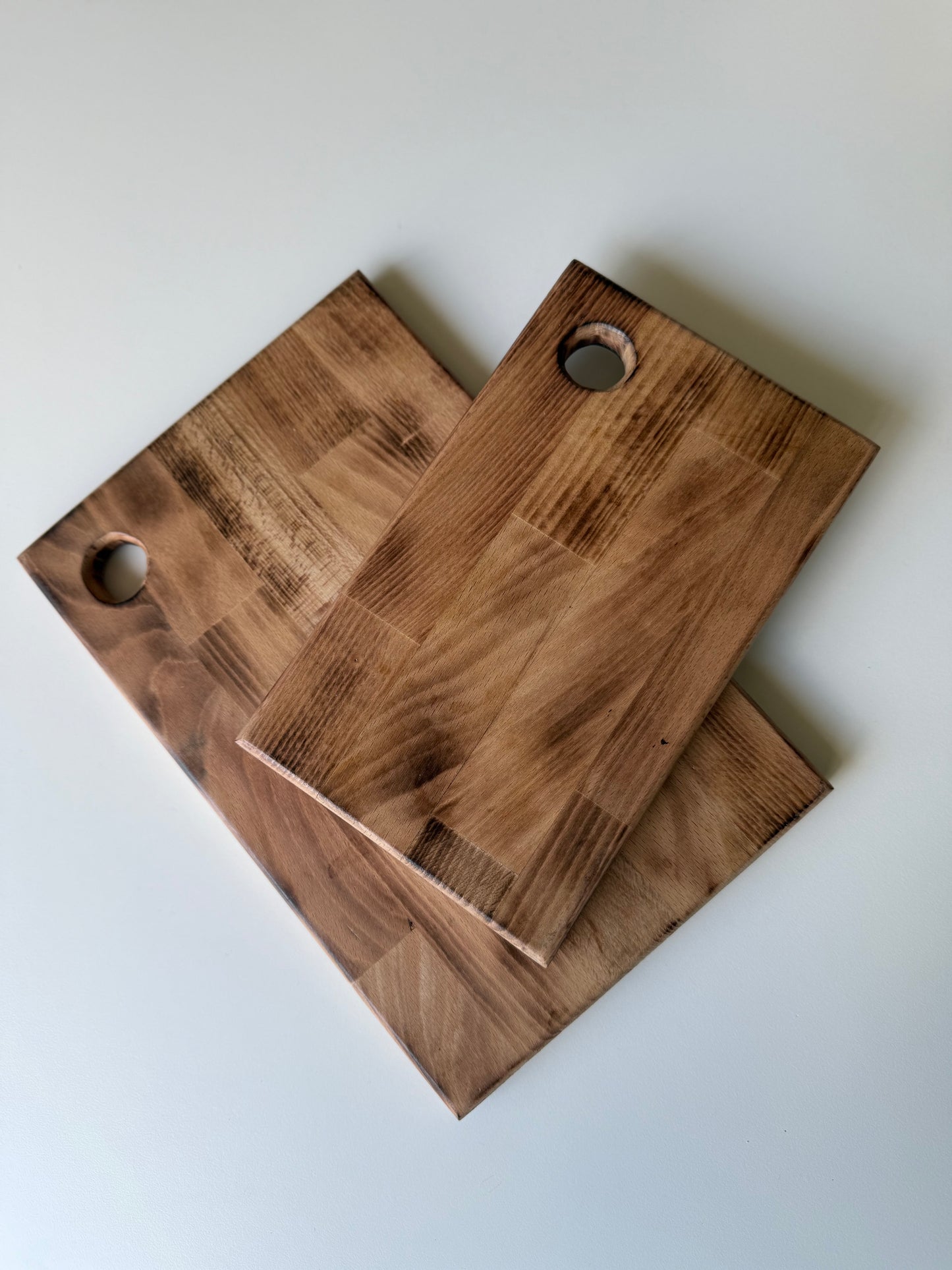 🌳 Planches en chêne massif dispo ici 👇